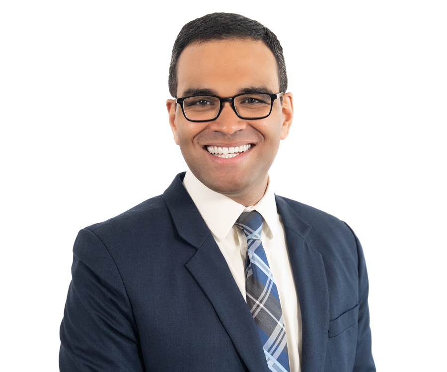 Brandon Lewis headshot